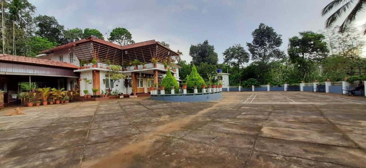Pepper Valley Resort Kalpetta Luaran gambar