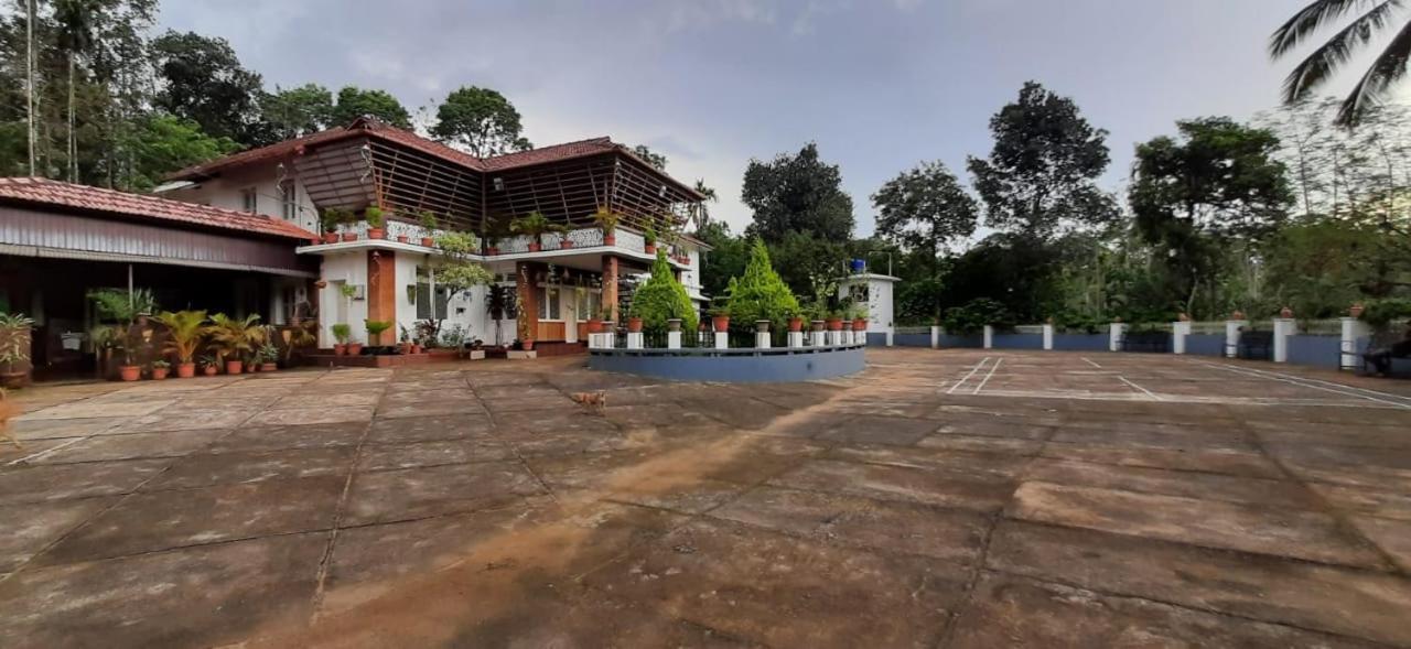 Pepper Valley Resort Kalpetta Luaran gambar